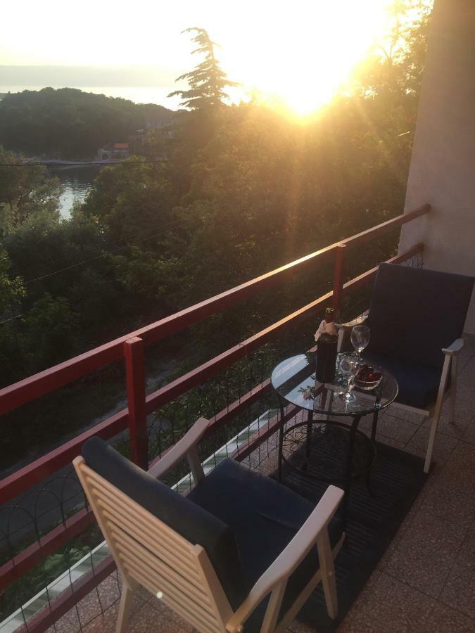 Apartman Cvenkica Omišalj Екстериор снимка